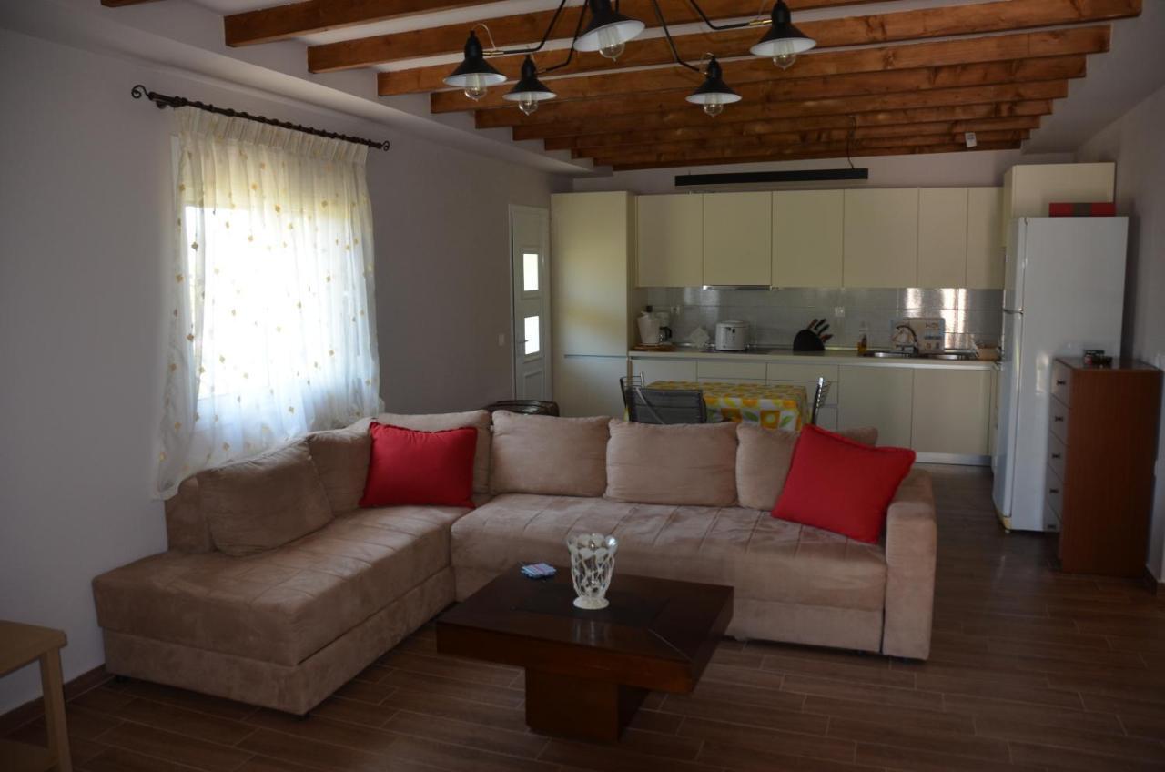 Kalimera Private Pool Неа-Потидеа